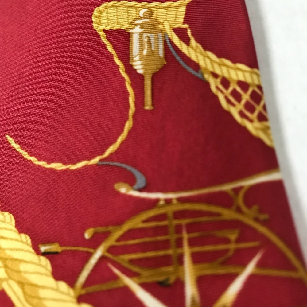 HERMÈS Tie Rare Silk Horse Carriage People Bicycle Chain Red Yellow - Picture 5 of 16